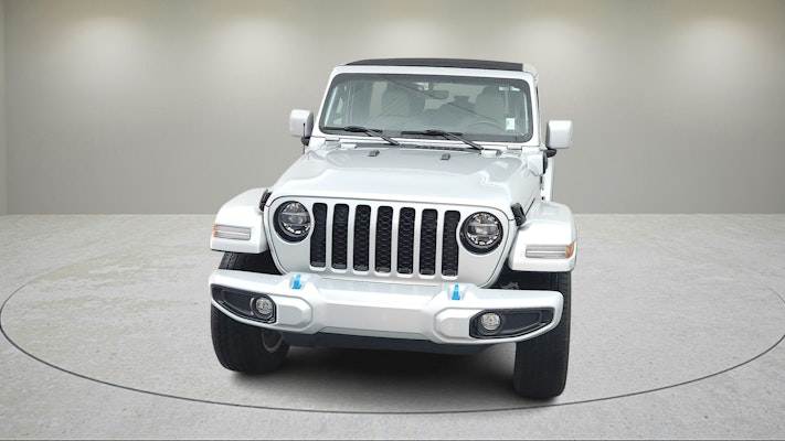 2022 Jeep Wrangler Unlimited Sahara High Altitude 4xe photo 3