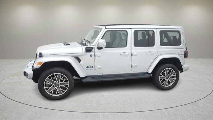 2022 Jeep Wrangler Unlimited Sahara High Altitude 4xe photo 5