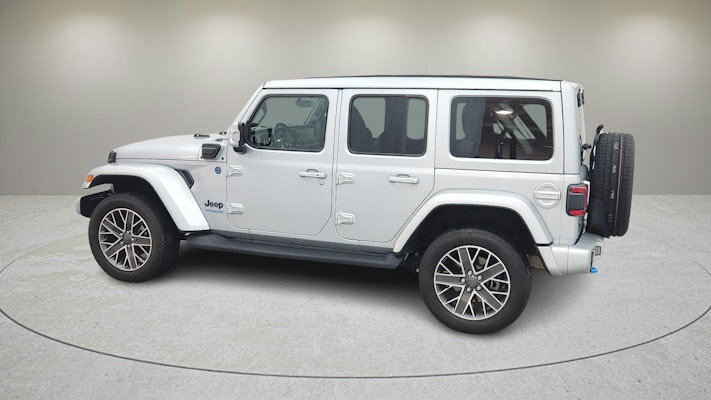2022 Jeep Wrangler Unlimited Sahara High Altitude 4xe photo 6