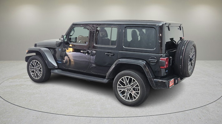 2022 Jeep Wrangler Unlimited Sahara High Altitude 4xe photo 6