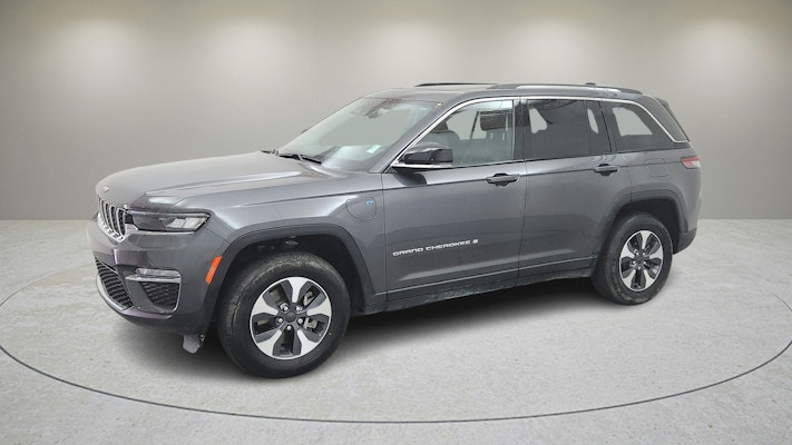 2022 Jeep Cherokee Limited 4xe photo 4