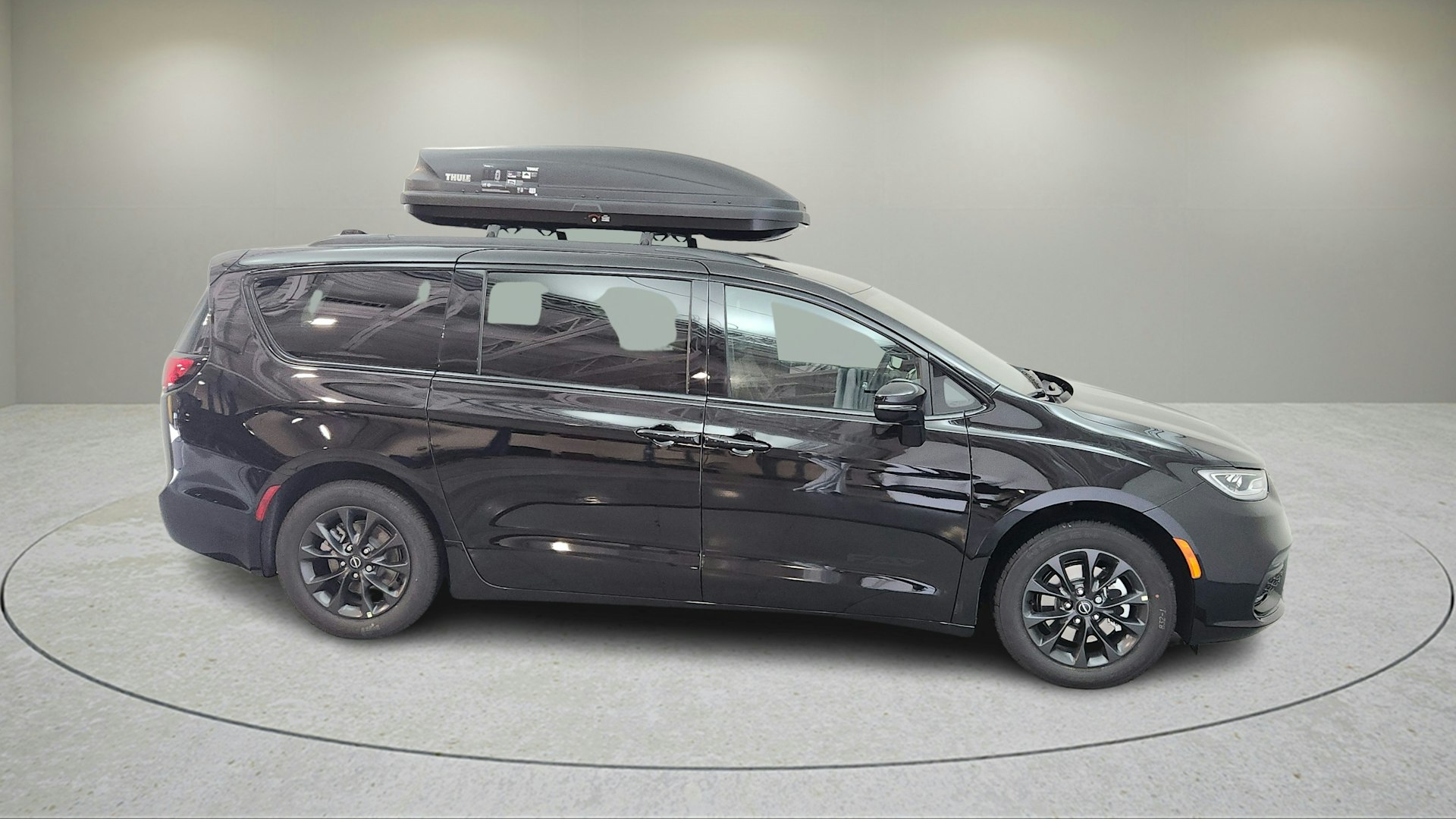 Thule Motion 2018 Pacifica Roof Rack New 2025 Chrysler Pacifica